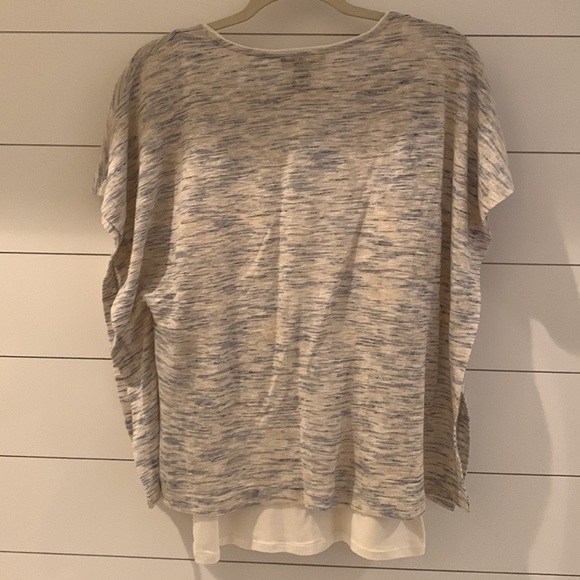 White House Black Market Heather Gray Blouse - Picture 4 of 4